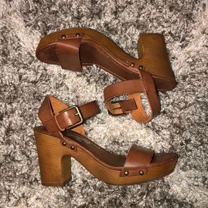 MIA Manuela Sandals✨